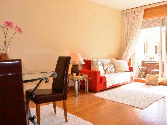 Apartamento alugar em Basílio Teles, Porto