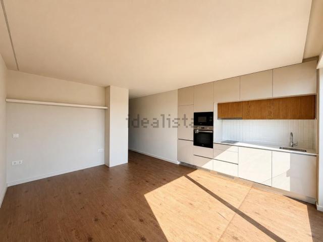 Apartamento venda em Basílio Teles, Porto