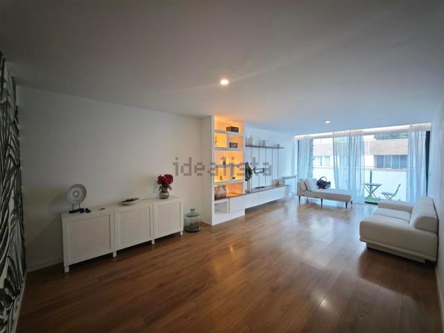 Apartamento alugar em Basílio Teles, Porto