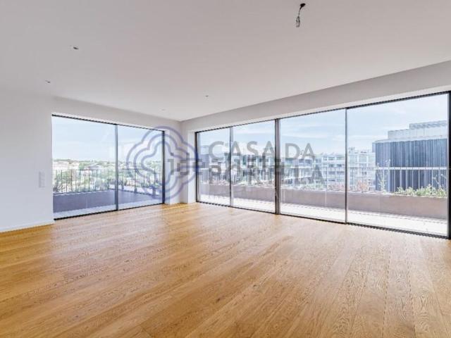 Apartamento venda em Porto