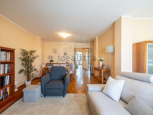 Apartamento venda em Biquinha, Porto