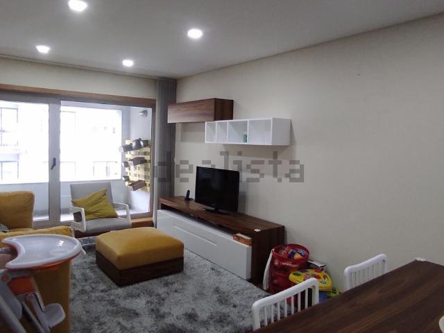 Apartamento alugar em Basílio Teles, Porto