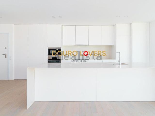 Apartamento venda em Porto, Aldoar