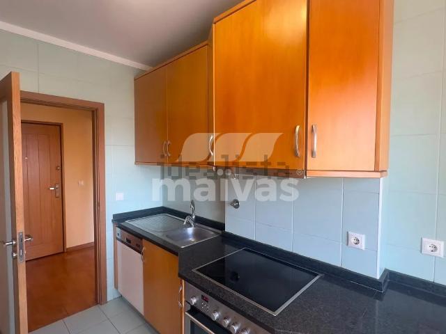 Apartamento venda em Basílio Teles, Porto