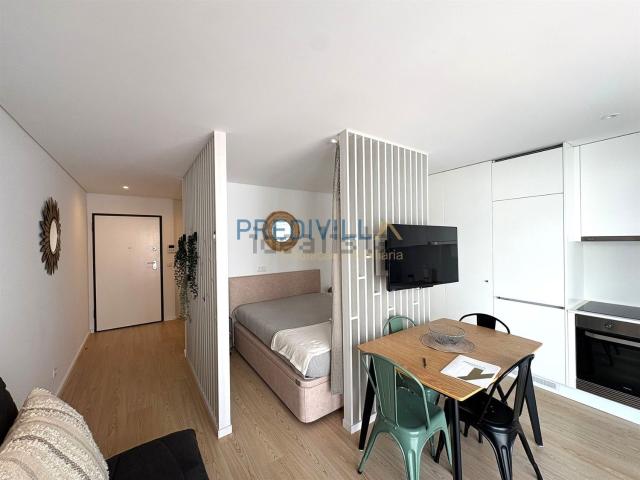 Apartamento venda em Leixões, Porto