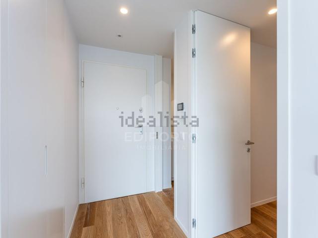 Apartamento venda em Basílio Teles, Porto