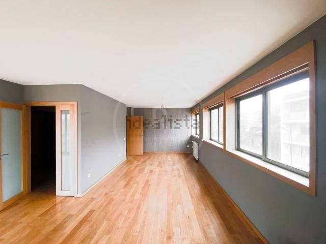 Apartamento venda em Porto