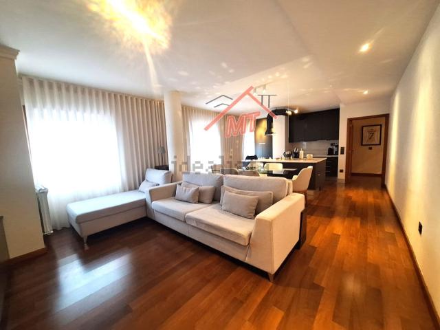 Apartamento venda em Porto