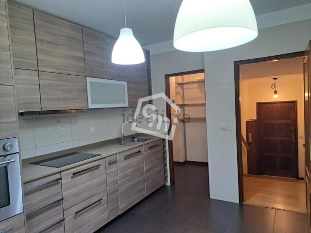 Apartamento alugar em Basílio Teles, Porto
