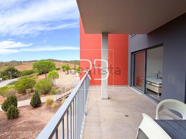 Apartamento venda em Mexilhoeira Grande, Portimão