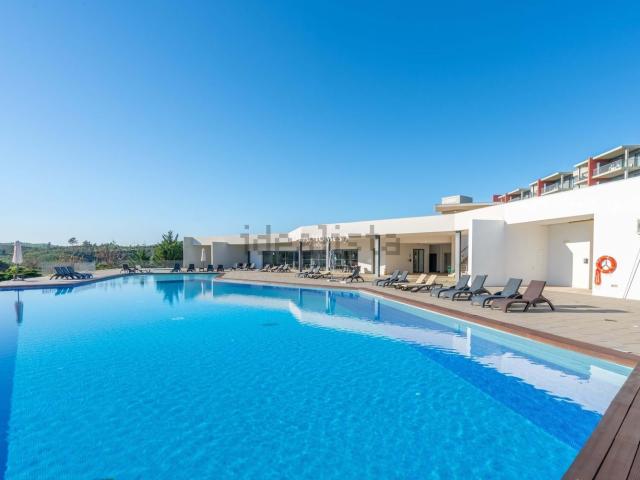 Apartamento venda em Mexilhoeira Grande, Faro