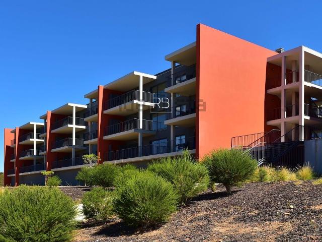 Apartamento venda em Mexilhoeira Grande, Faro