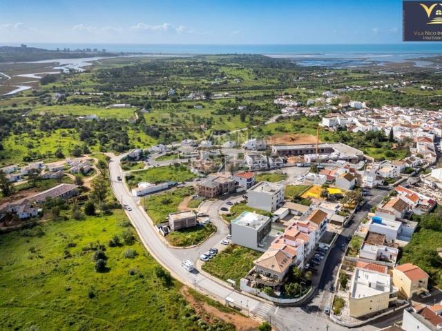 Apartamento venda em Mexilhoeira Grande, Portimão