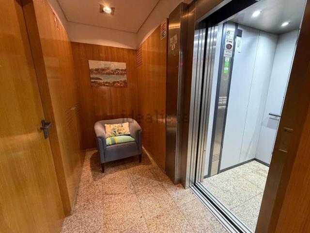 Apartamento venda em Milheirós, Porto