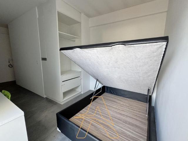 Apartamento aluguel em Região Geográfica Imediata de Florianópolis, Desterro