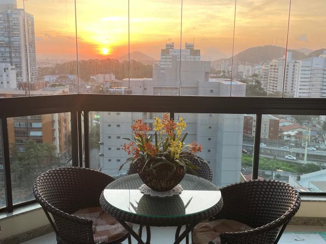 Apartamento aluguel em Costa Azul, Vila Velha