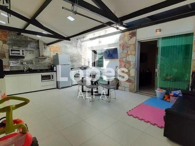 Apartamento venda em Região Geográfica Imediata de Barbacena, Barbacena