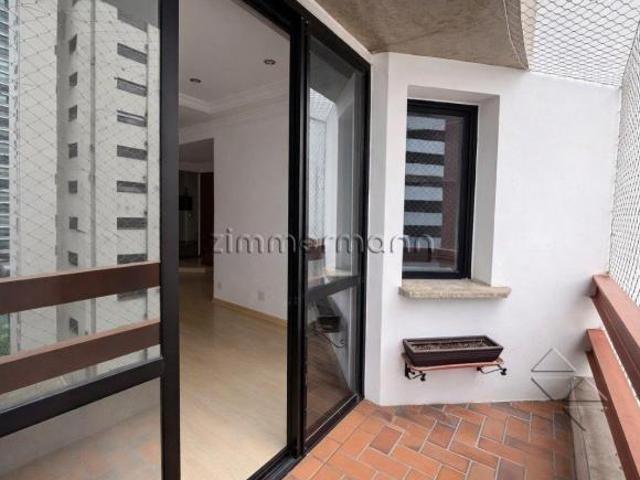 Apartamento venda em Região Imediata de São Paulo, Região Metropolitana de São Paulo