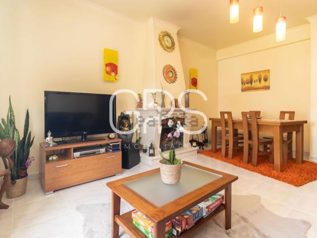 Apartamento venda em Moita
