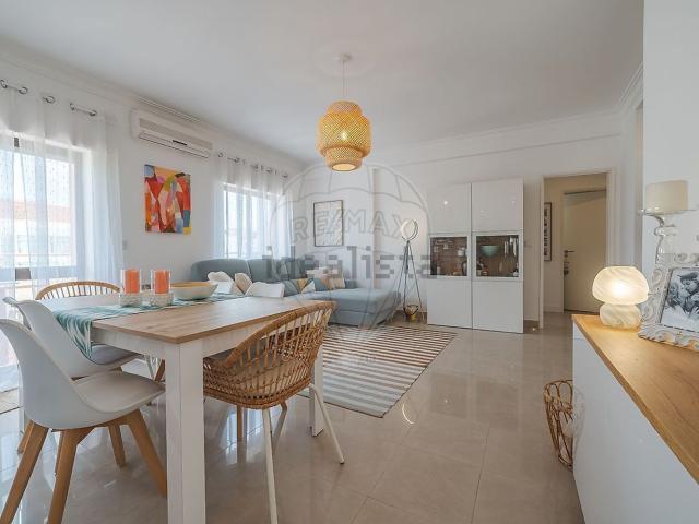 Apartamento venda em Moita