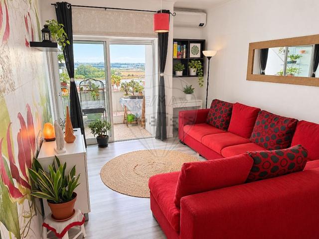 Apartamento venda em Alto do Pontão, Moita