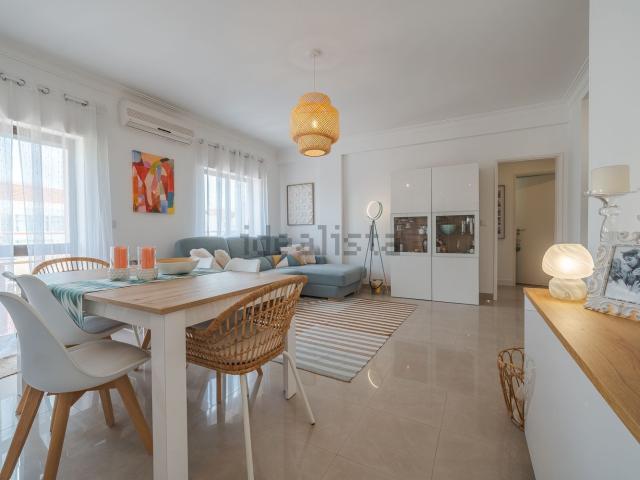 Apartamento venda em Moita