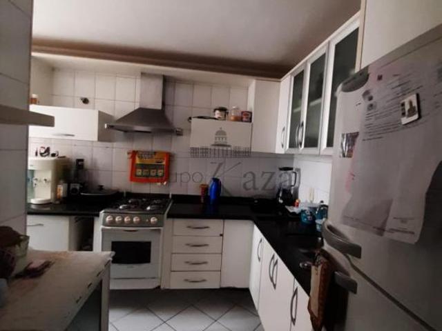 Apartamento venda em Região Imediata de São José dos Campos, Região Metropolitana do Vale do Paraíba e Litoral Norte