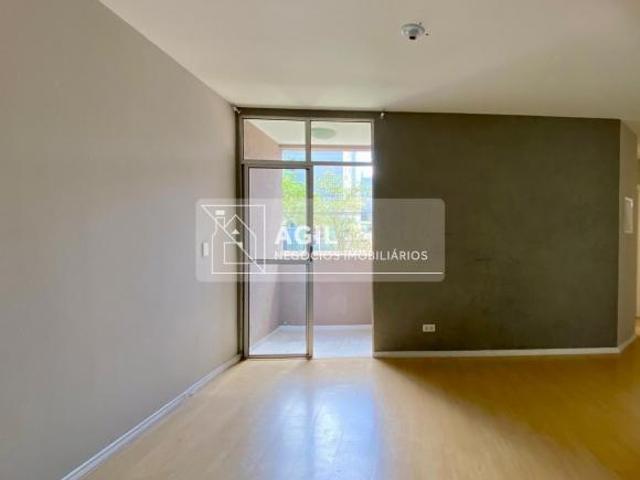 Apartamento venda em Região Imediata de São José dos Campos, Região Metropolitana do Vale do Paraíba e Litoral Norte