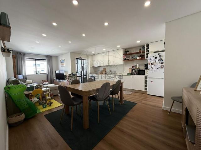 Apartamento venda em Porto