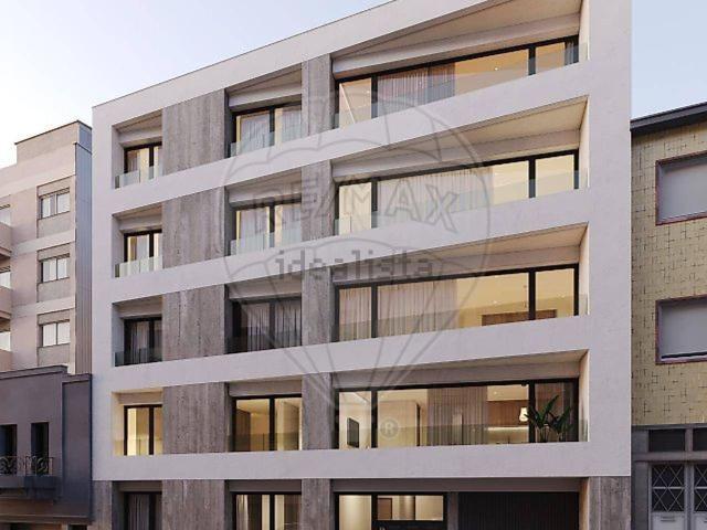 Apartamento venda em Porto