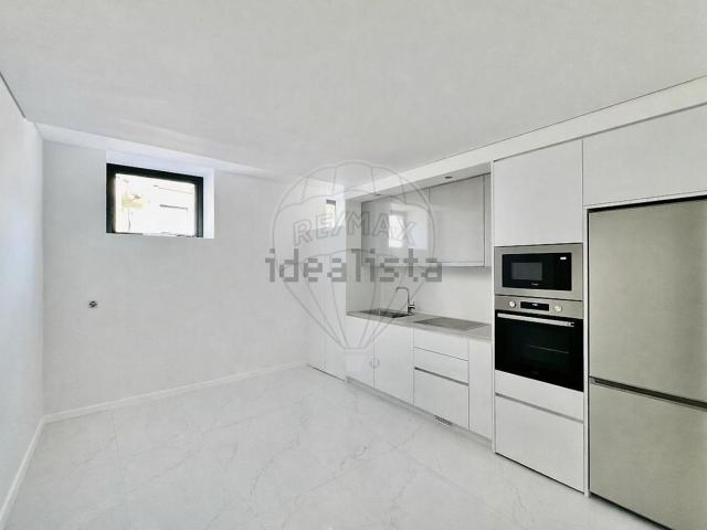 Apartamento venda em Porto