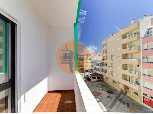 Apartamento venda em Monte Gordo, Monte Fino