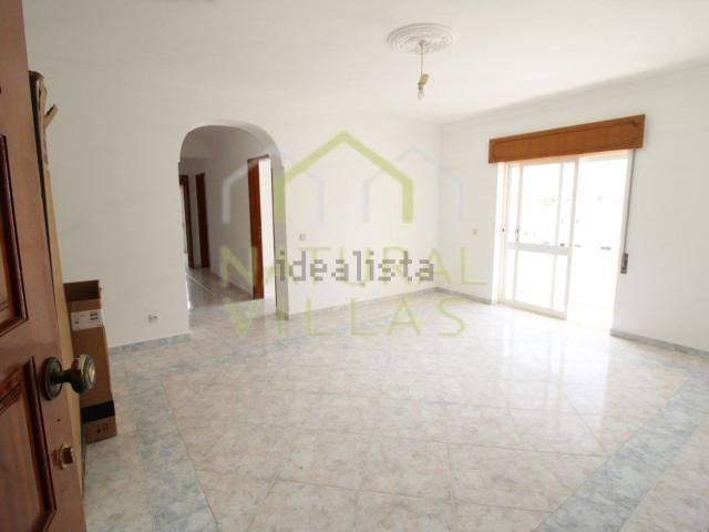 Apartamento alugar em Alto do Calhau, Faro