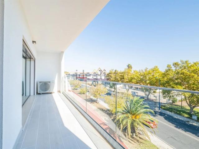 Apartamento venda em Urbanização Alto dos Moinhos, Montijo