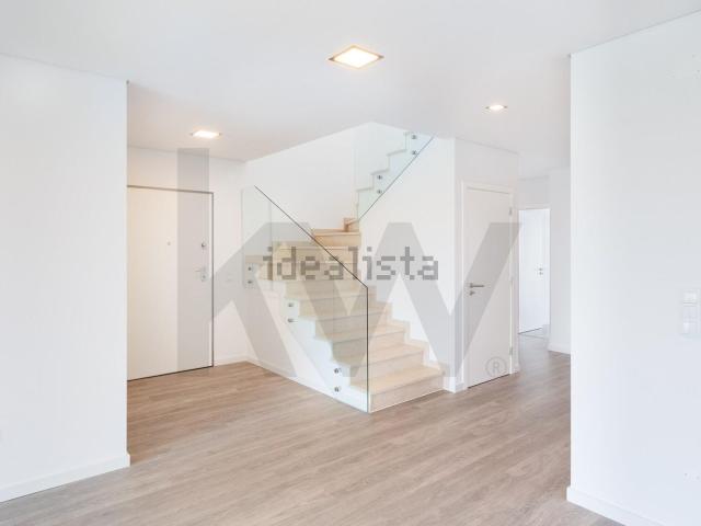 Apartamento venda em Urbanização Alto dos Moinhos, Montijo