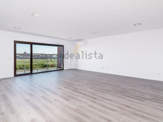 Apartamento venda em Urbanização Alto dos Moinhos, Montijo