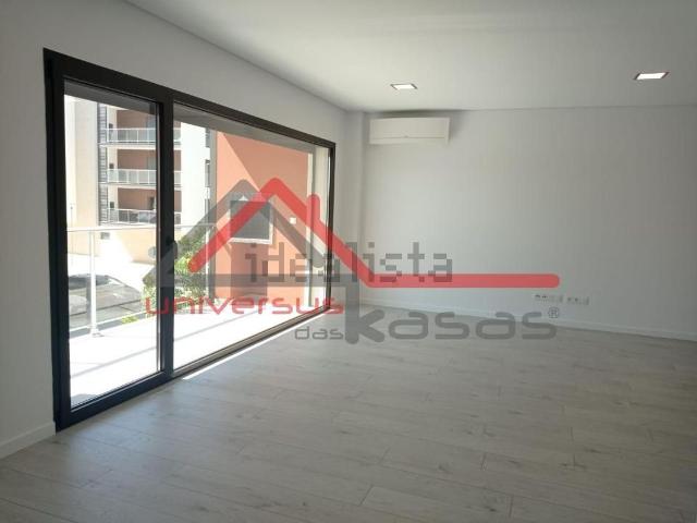 Apartamento venda em Urbanização Alto dos Moinhos, Montijo