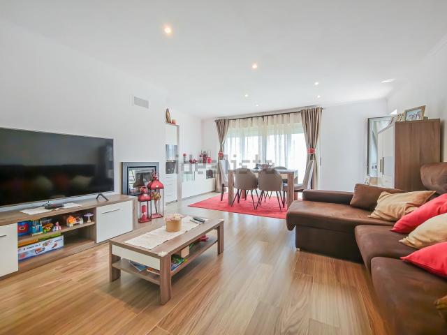 Apartamento venda em Colinas do Oriente, Montijo