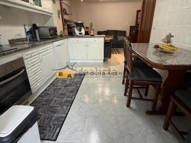 Apartamento venda em Maia, Vila Nova Da Telha