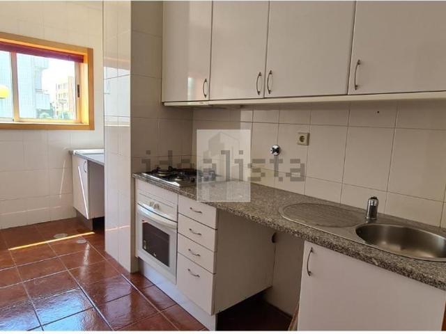 Apartamento alugar em Moreira, Guardeiras