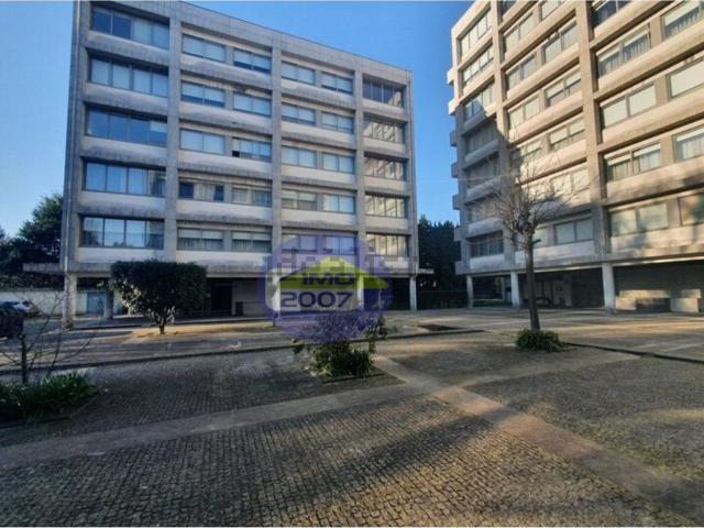 Apartamento venda em Padrão de Moreira, Moreira