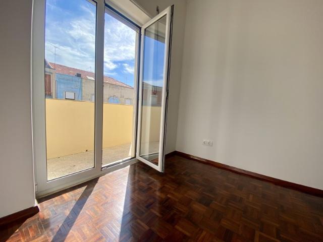 Apartamento alugar em Verderena, Setúbal