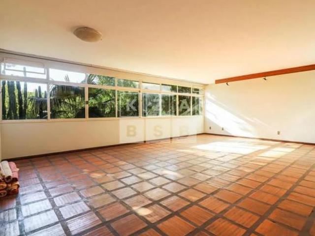 Apartamento venda em Região Geográfica Imediata do Distrito Federal, Região Integrada de Desenvolvimento do Distrito Federal e Entorno