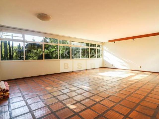 Apartamento venda em Região Geográfica Imediata do Distrito Federal, Região Integrada de Desenvolvimento do Distrito Federal e Entorno