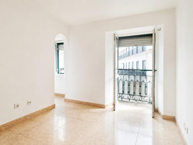 Apartamento venda em Estrela, Lisboa