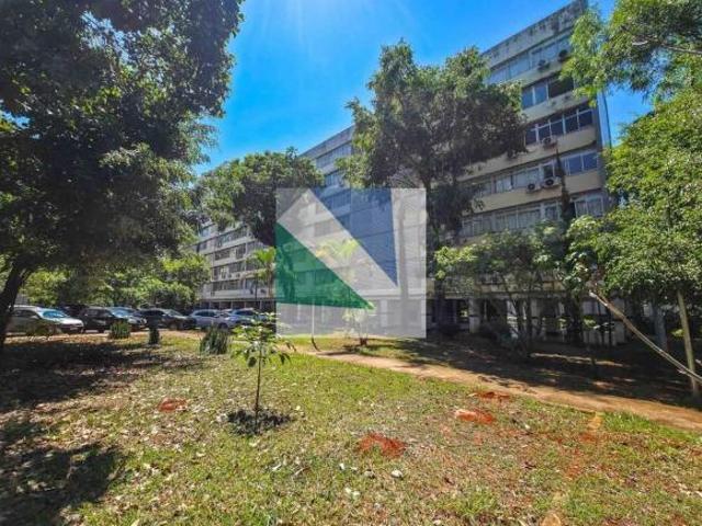 Apartamento venda em SQS 103, Plano Piloto