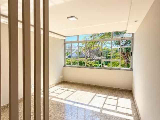 Apartamento venda em Região Geográfica Imediata do Distrito Federal, Região Integrada de Desenvolvimento do Distrito Federal e Entorno