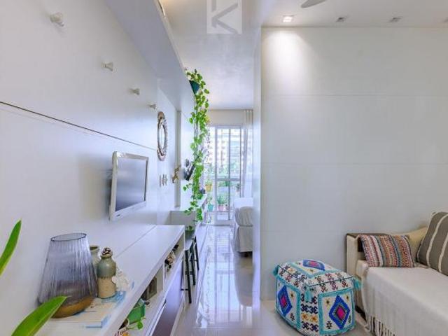 Apartamento venda em SQNW 311, Plano Piloto