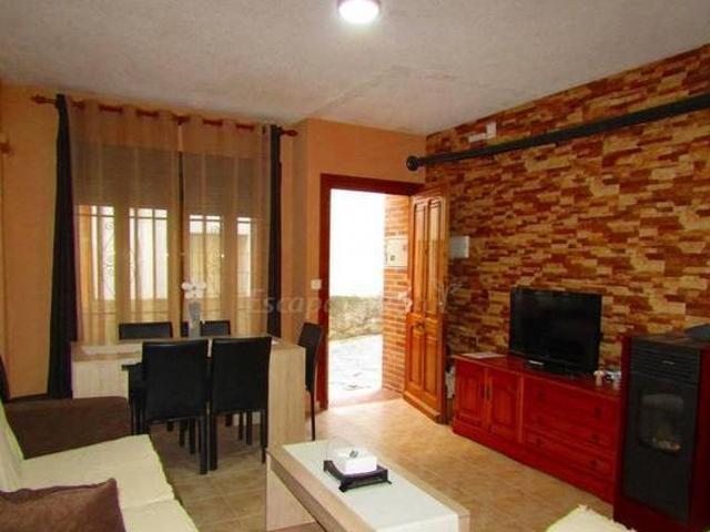 Casa en alquiler en Casas Del Monte, Extremadura