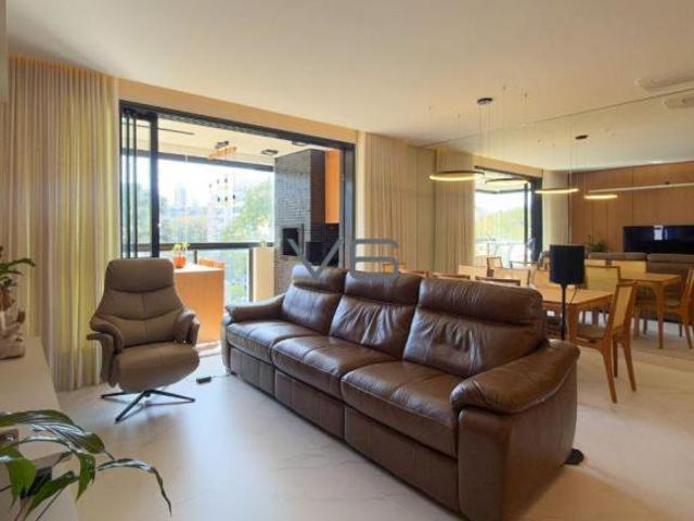 Apartamento venda em Água Verde, Curitiba